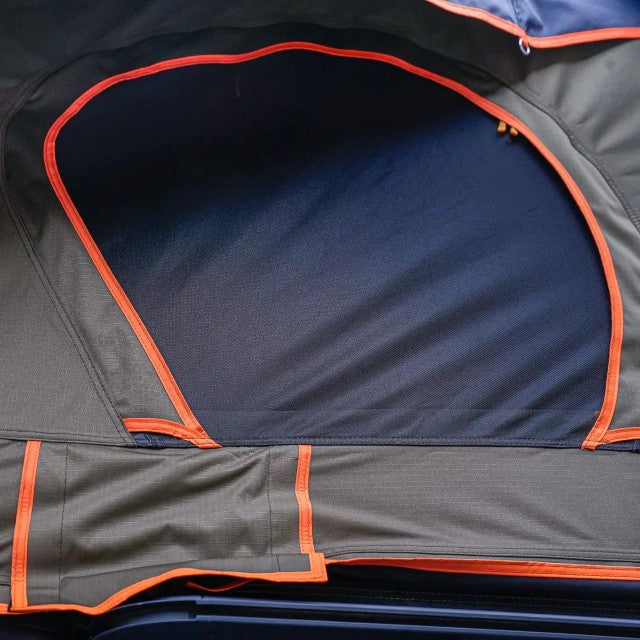 Lofti Betty Aluminium Hard Shell Roof Tent