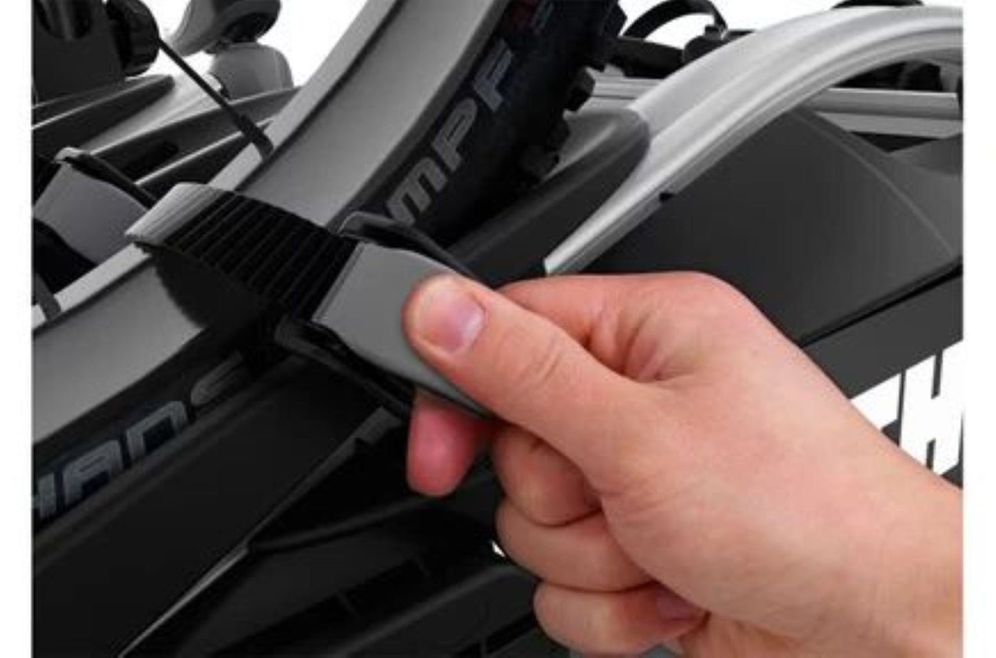 Thule VeloCompact 3 7-Pin Tow Bar 3-Bike Carrier